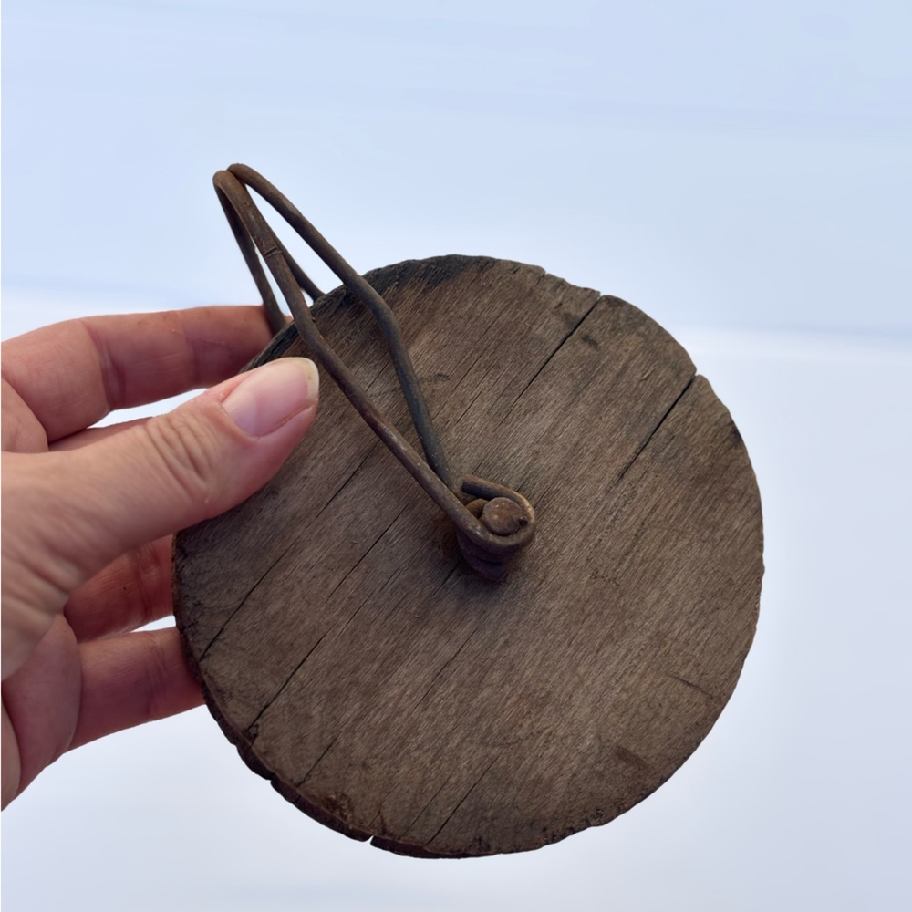 Antique Wooden Pulley Rustic Farm Tool Decor - Picture 4 of 7